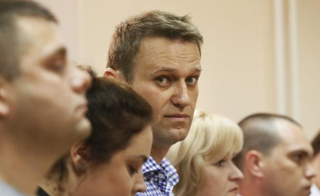 Руски следователи: Причината за смъртта на Навални остава неизвестна