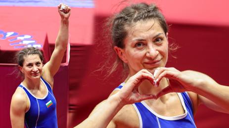 Евелина Николова