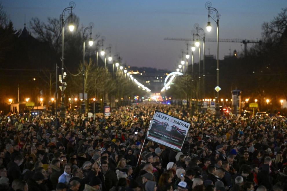  Унгария митинги 