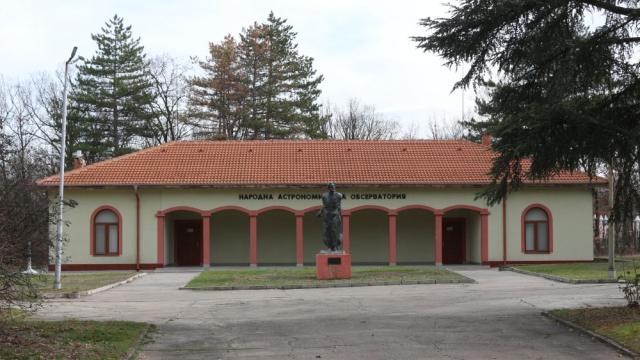 Първият планетариум в България (СНИМКИ/ВИДЕО)