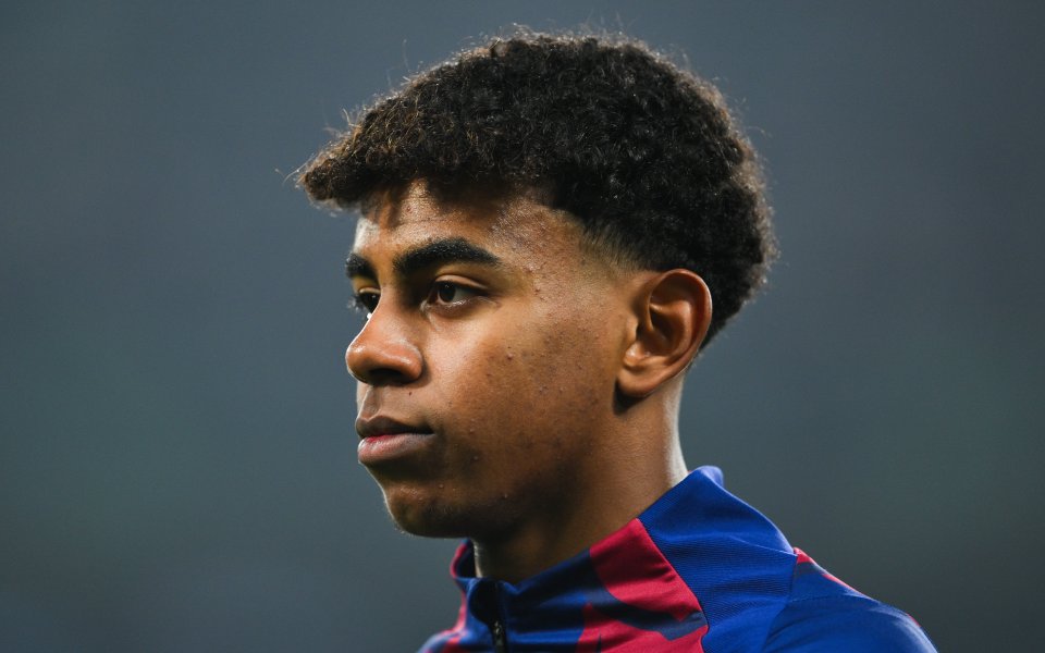 Ламин Ямал може да премине от Барселона в Пари Сен