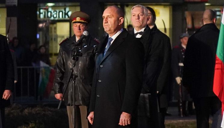 румен радеа - Президентът: Пътят към Левски е труден и стръмен и по него се върви с дела! (ВИДЕО)