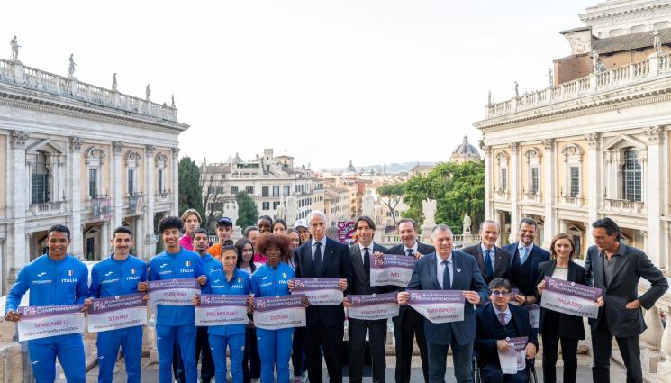 Добромир Карамаринов - Президентът на ЕА участва в Рим в 3-часова пресконференция за Евро 2024