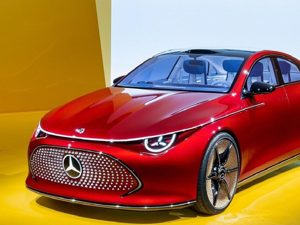 Mercedes freine la transformation électrique et continue de développer les technologies GPL