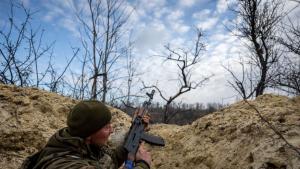 Русия е превзела село близо до източния украинския град Авдиевка