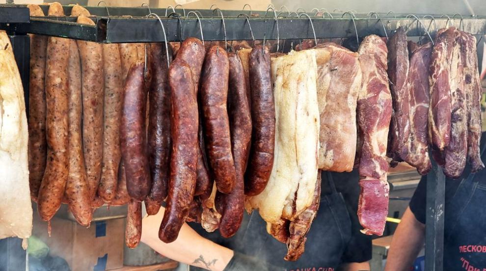 Празник на сланината и греяната ракия в Априлци (СНИМКИ)