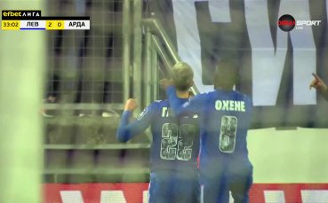 2:0 - Галчев удвои за Левски с фантастичен гол от фал (видео)