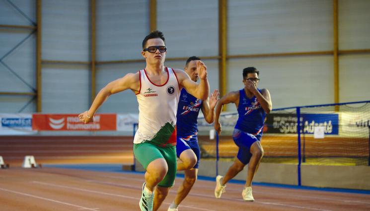 Александър Асенов - Световна титла на 200 м за Александър Асенов от шампионата в зала за спортисти с интелектуални увреждания