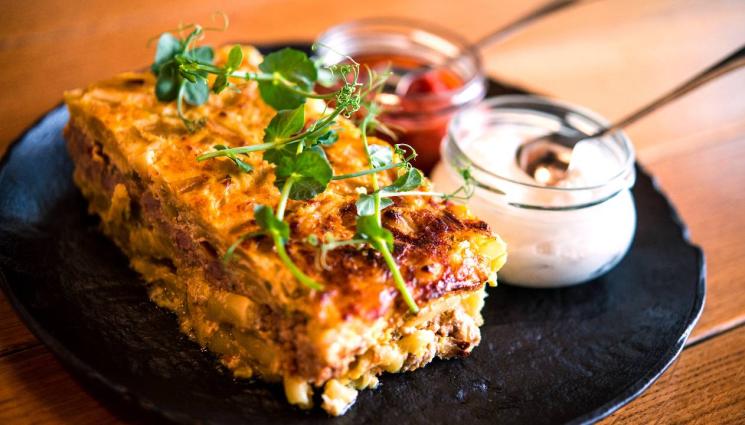 рецепти - РЕЦЕПТИ ОТ СТАРИТЕ КНИГИ: Апетитна мусака с ориз и червени домати или картофена яхния с оцет