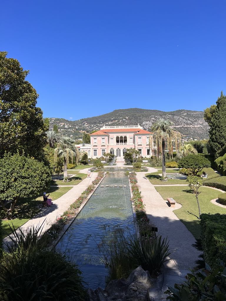 имениеот на Родшилд