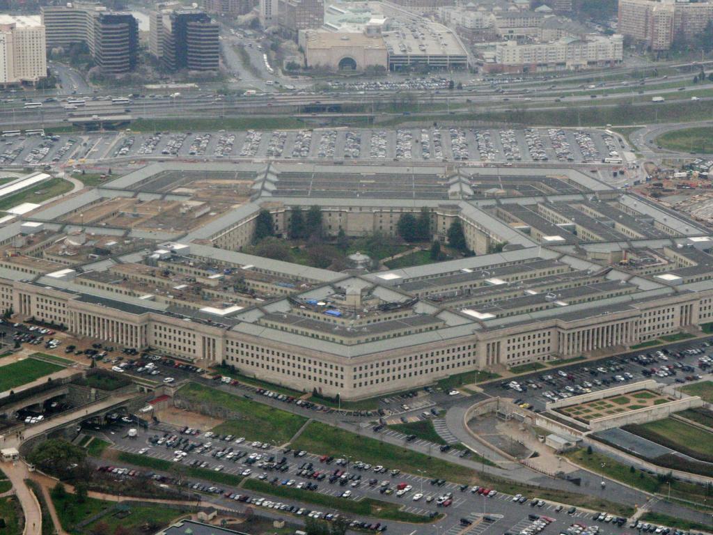 Министерството на отбраната на САЩ обмисля възможността да изпрати последния