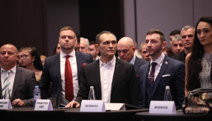 Божков - НЕ СЕ ОТКАЗВА: Черепа с нова партия, ще спасява България!