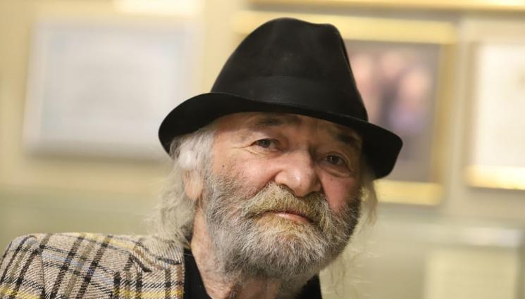 Боян Радев - РЕТРО СПОРТ: Боян Радев – от тепиха до колекционерството (СНИМКИ)