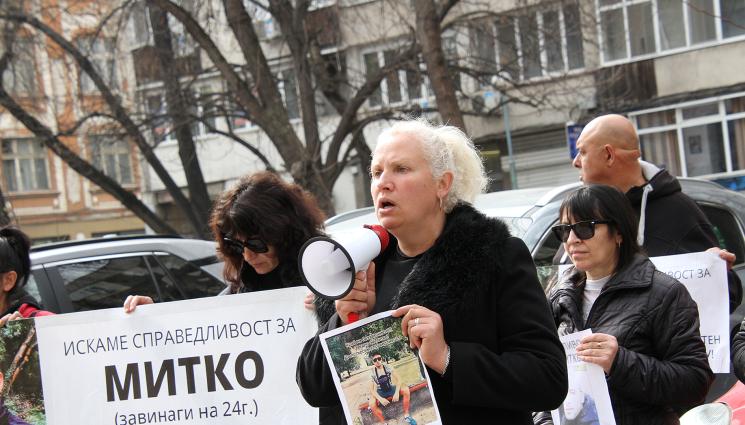 Атанаска Бакалова - Майката на Димитър от Цалапица - Атанаска Бакалова пред