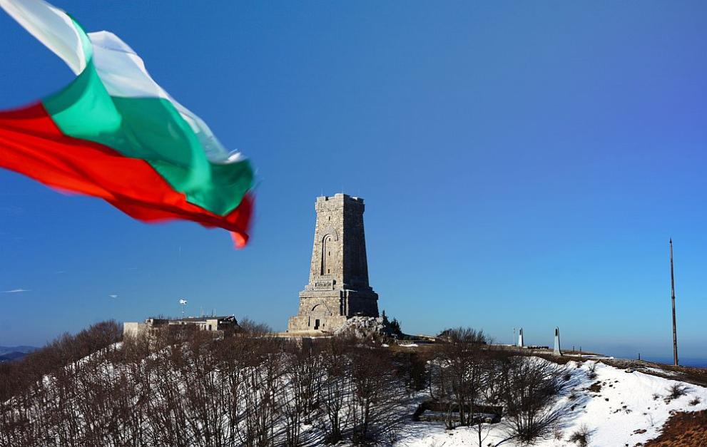 Основни национални символи на българската държава са знамето, химнът и