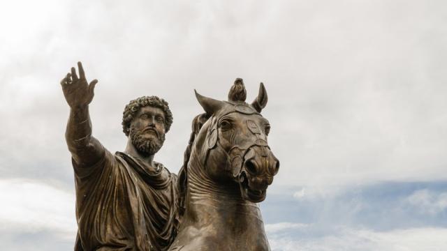 Медальон с лика на Марк Аврелий беше намерен край Велико Търново