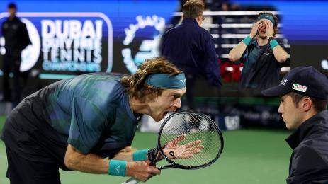 Рубльов наказание Дубай