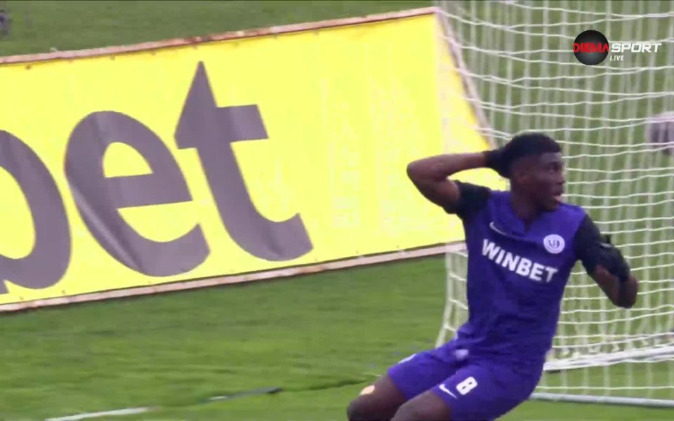 Отборът на Етър бе много близо до изключително попадение във