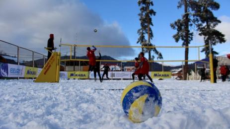 снежен волейбол