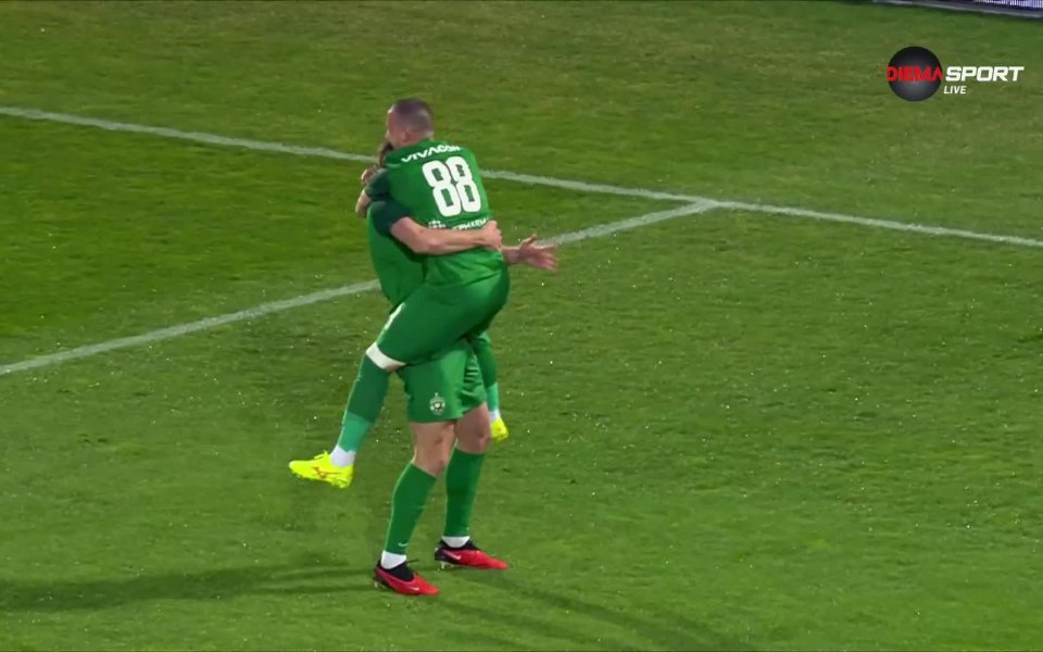 Осем минути след началото на втората част Лудогорец вкара втори