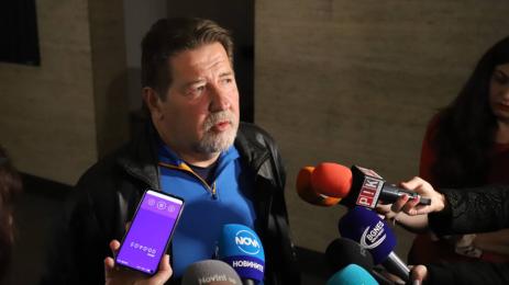 Михаил Въжаров