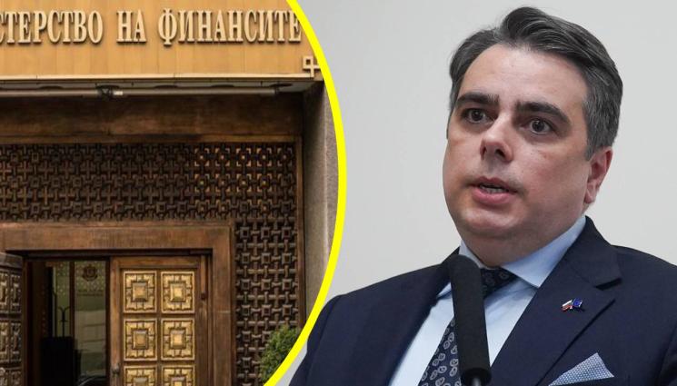 финанси - Финансите се похвалиха: Бюджетът на плюс с 1 млрд. лв