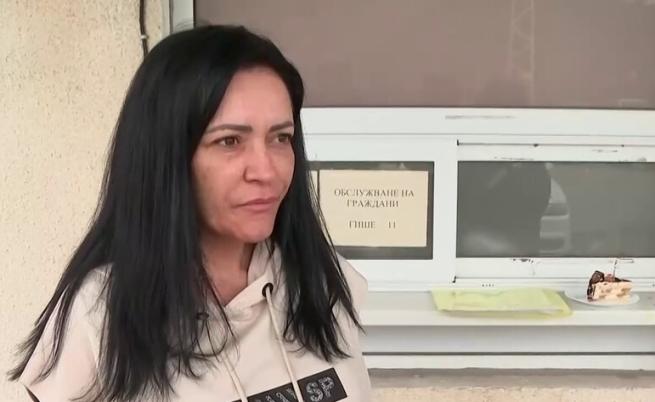 Върнаха шофьорската книжка на жената, оправдана за дрифт в двора на КАТ Върнаха шофьорската книжка на жената, оправдана за дрифт в двора на КАТ