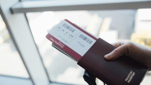 Летище София въведе система за самостоятелно сканиране на бордните карти при първата