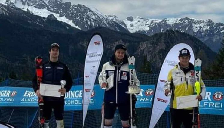 Калин Златков - Не слиза от подиума: Националът Калин Златков с трето място на слалома на ФИС в Кронплац