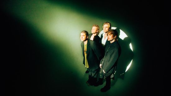 Galantis, David Guetta и 5 Seconds of Summer обединяват сили за новия сингъл “Lighter”