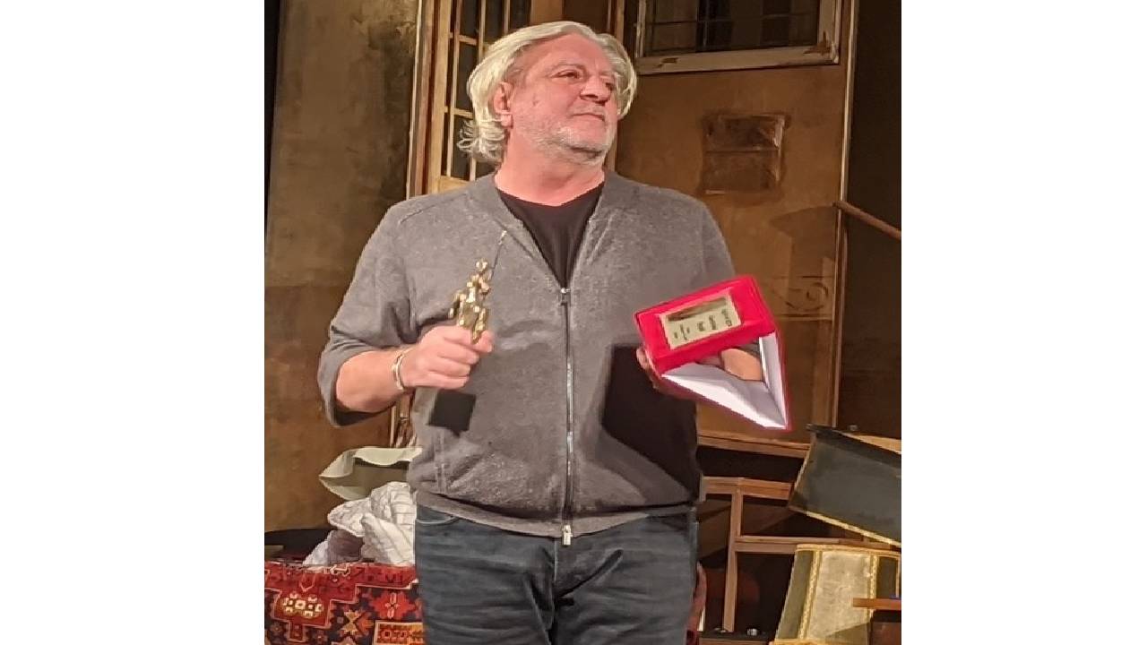 Морфов статуетка