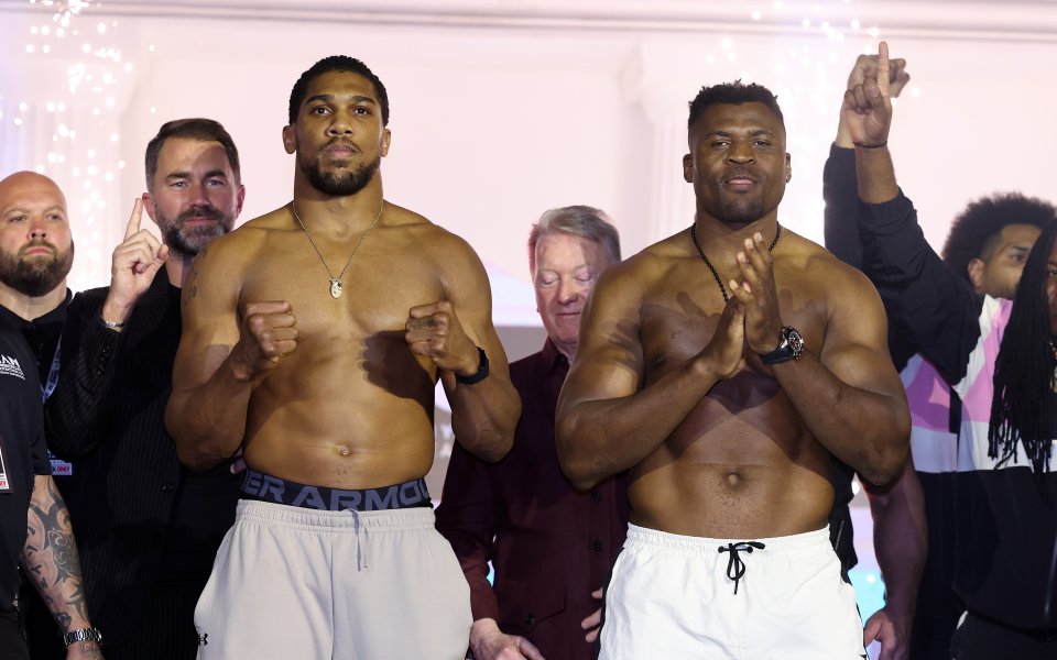 Антъни Джошуа се изправя срещу Франсис Нгану в грандиозен сблъсък