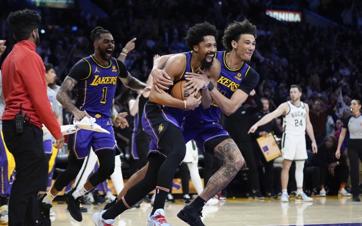 Лейкърс пребори в истинска драма Милуоки след 44 точки на Ръсел