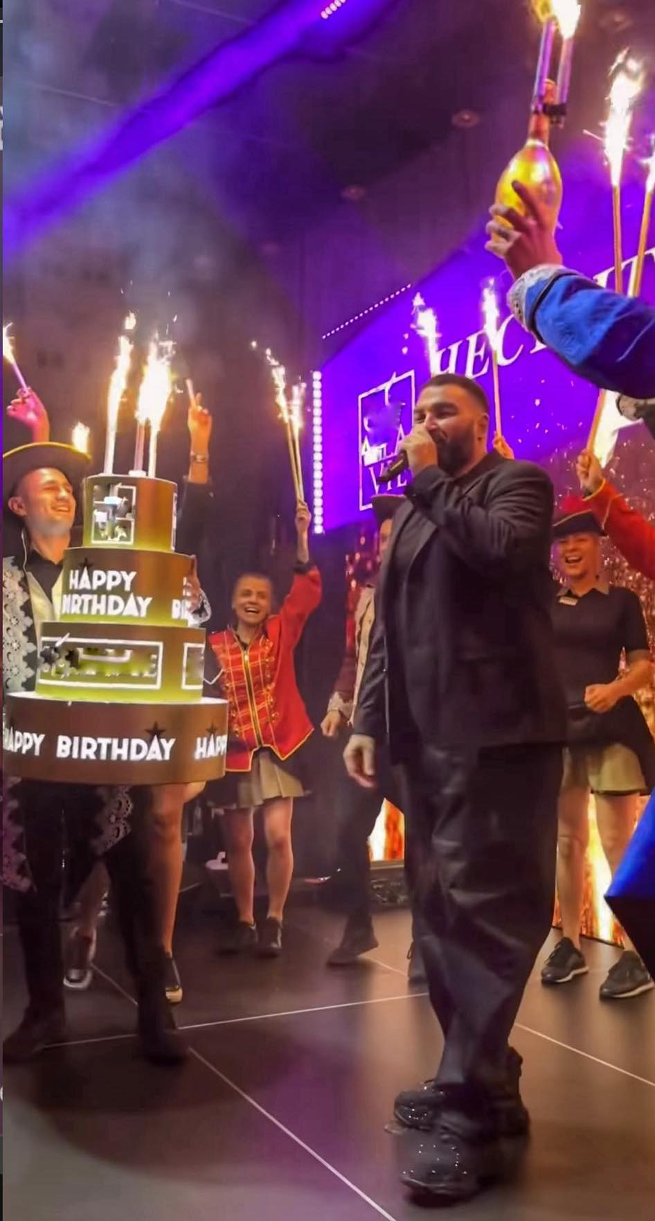 Деси и Азис