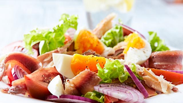 1 яйце седмично и 300 грама месо: Как да се храним