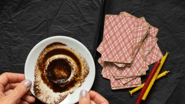 Гледането на кафе: Турската традиция, популярна колкото Tinder