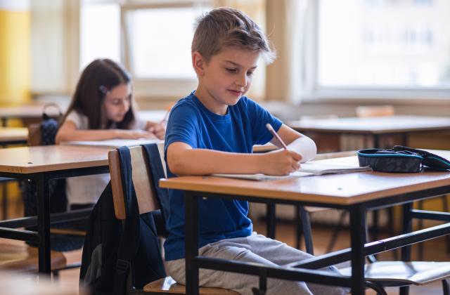 Родителите на 189 от общо над 8 000 ученици от