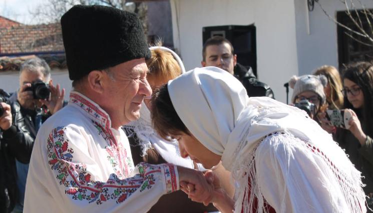 Прошки - ЧУДЕСА И ВЯРА: Последен шанс за венчавки и прошка (СНИМКИ)