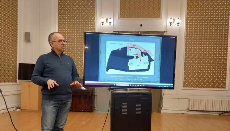 Александър Стойков - СЕНЗАЦИОННА ХИПОТЕЗА: Хитонът на Христос е бил в Ивановските църкви