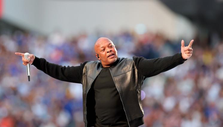 доктор Дре - Доктор Дре ляга на Холивудската алея на славата