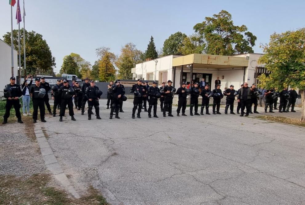 Служители от различни структури на МВР предприемат засилени мерки за