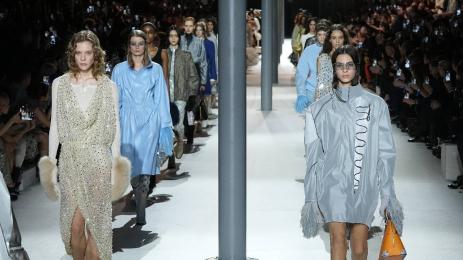 дефиле ревю модели