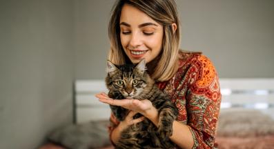 котка и собственичка