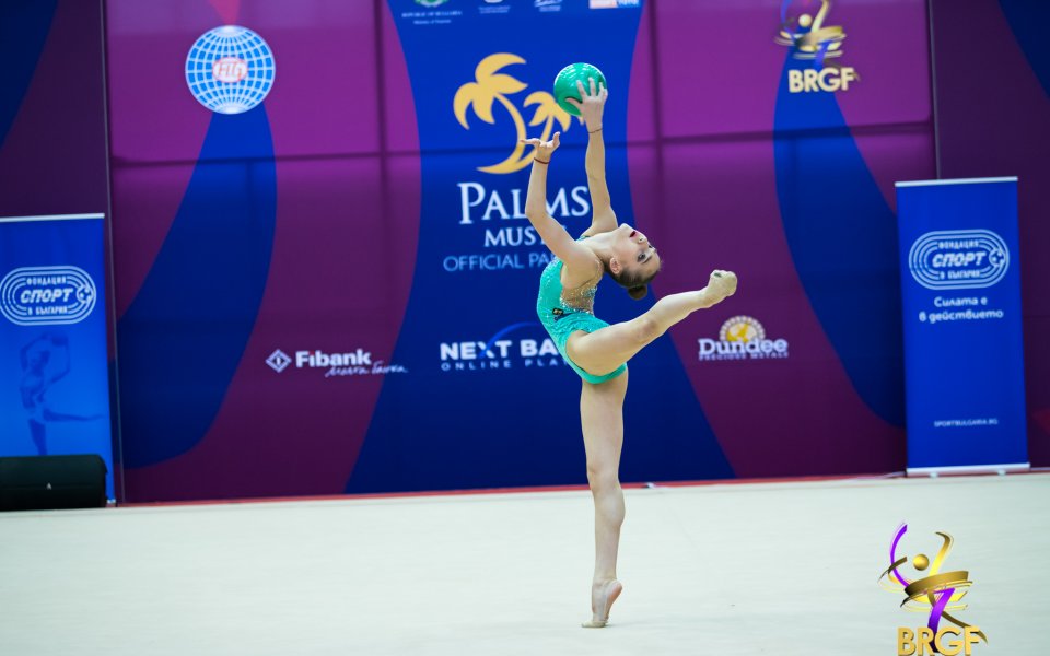 Гимнастичката Никол Тодорова със сребърен медал в Атина