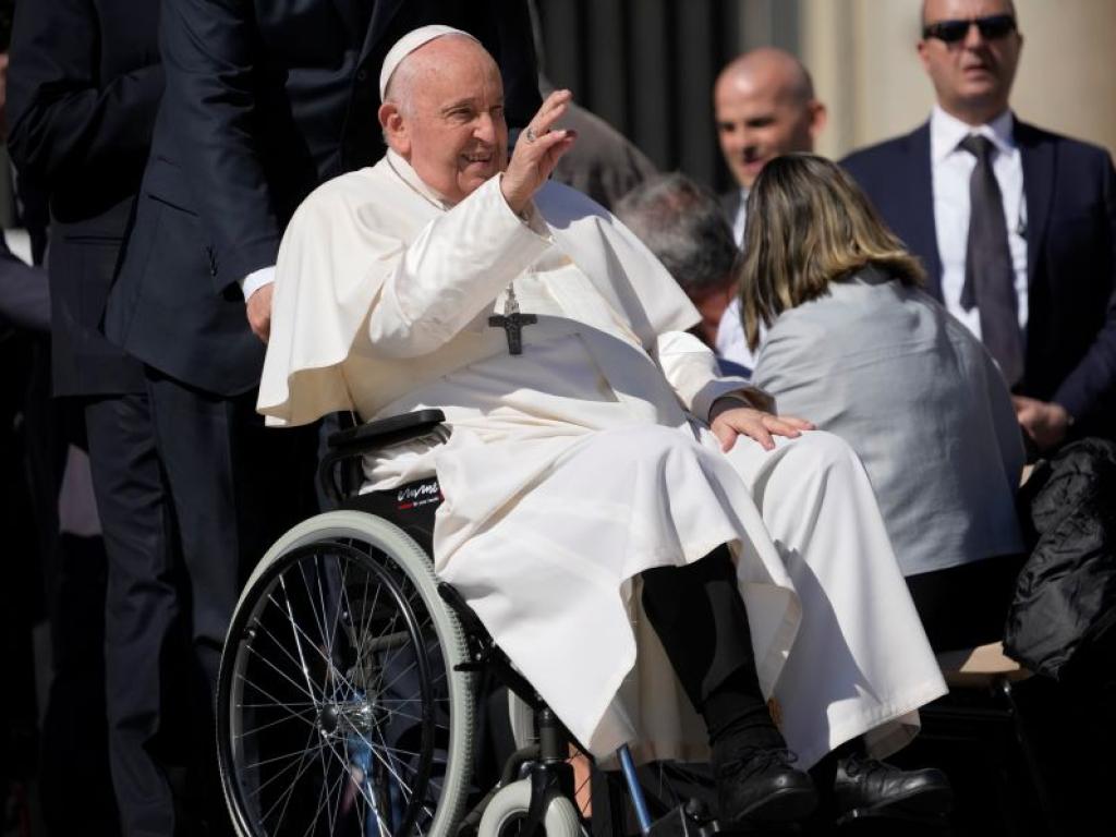 Папа Франциск призова на седмичната си обща аудиенция на площад