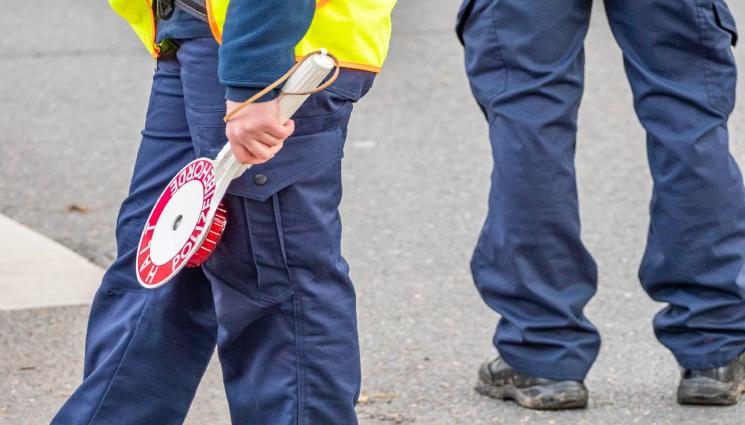 граничари - ОТНЕСОХА ГО: Временно отстраниха 20 митничари от работа