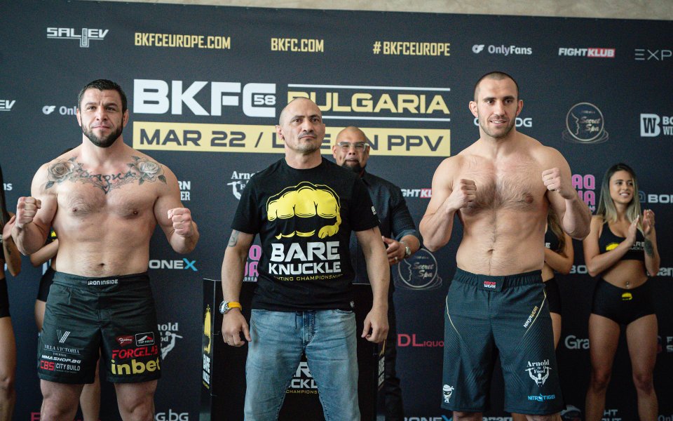 Бойците от битките с голи ръце BKFC преминаха успешно през кантара