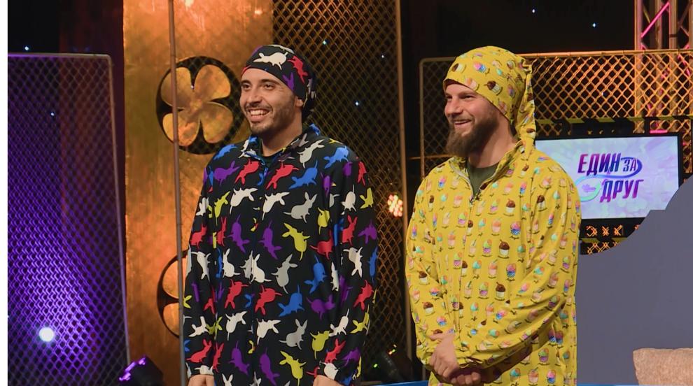 Романтична закуска в леглото очаква дамите в “Един за друг”