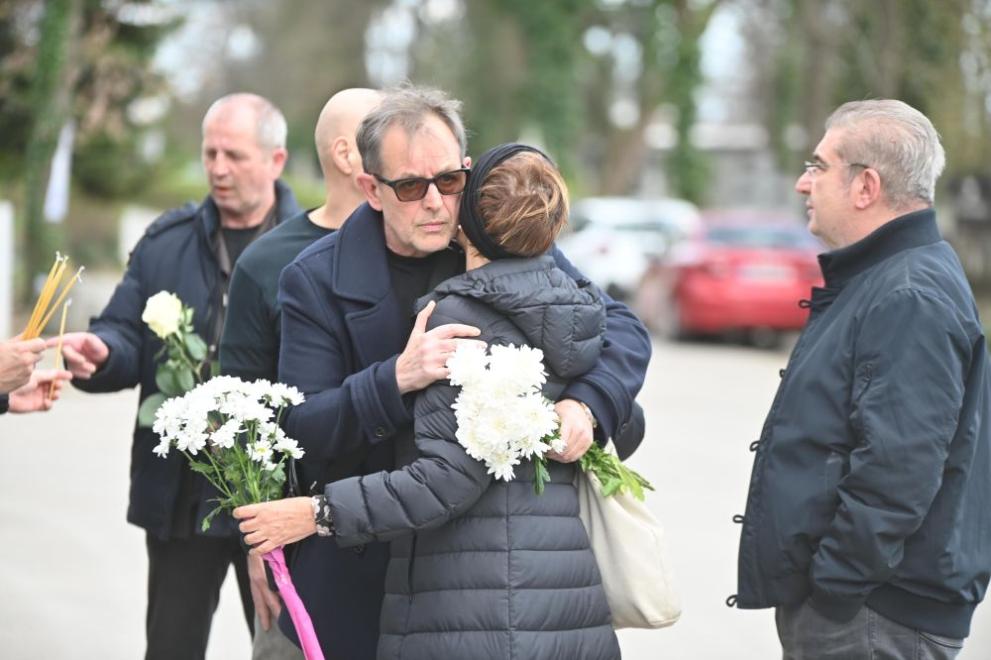  опело алек попов 