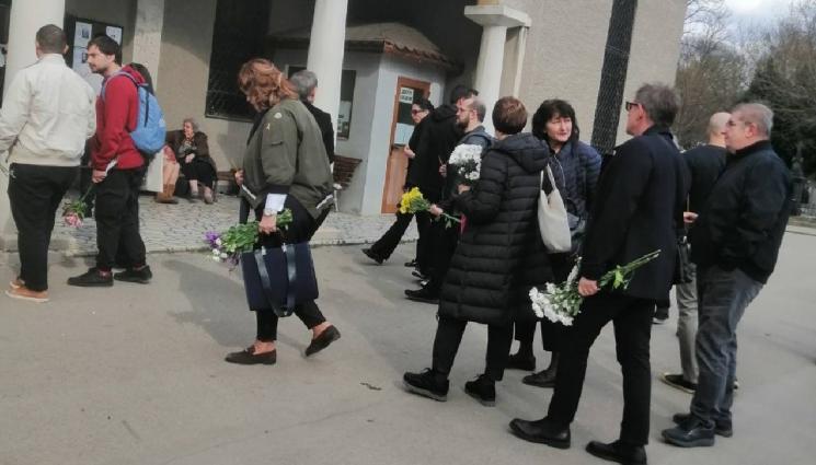 погребение Алек Попов - ПОСЛЕДНО СБОГОМ: Изпратихме Алек Попов